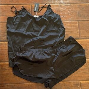 Ekouaer Women's Black Satin Pajama Set